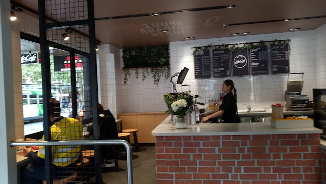 Comentarii opinii despre McDonald's Swanston St