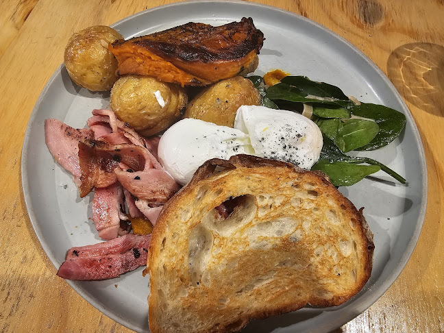 Comentarii opinii despre Caffiend