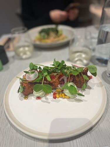 Comentarii opinii despre Binary Cafe