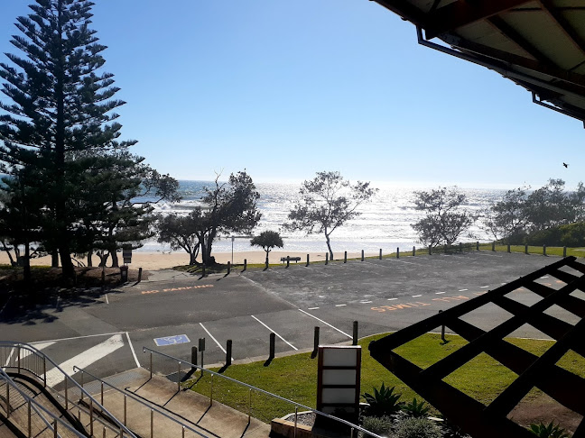 Opinii despre Bonny's Beach Cafe în Bonny Hills - Hospitality and gastronomy