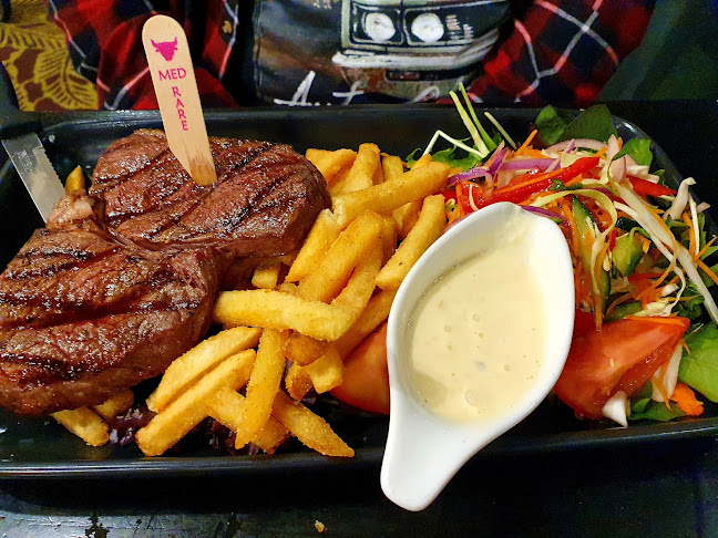 Kondari Hotel - Urangan