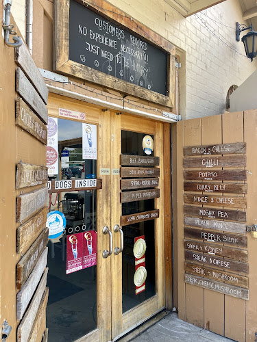 Samuel Gee Pies and Pastries - Hospitality and gastronomy