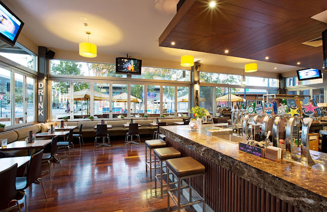 Comentarii opinii despre North Lakes Tavern