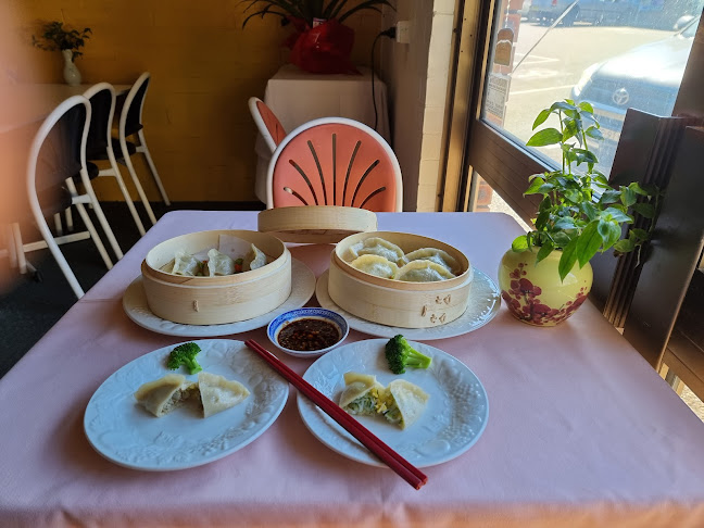 Surf Beach Chinese Takeaway - Hospitality and gastronomy