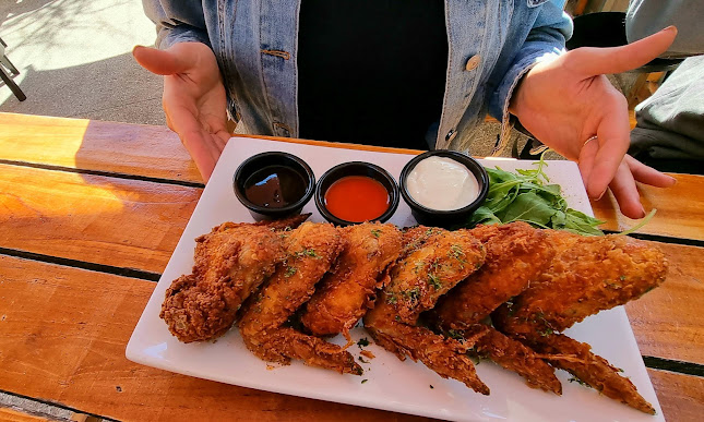 Comentarii opinii despre The Gate Bar and Bistro