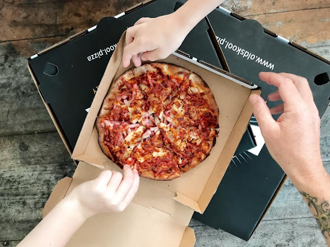 Rej's Old Skool Pizza - Hospitality and gastronomy