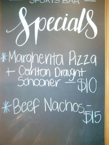 Comentarii opinii despre Hinterland Hotel