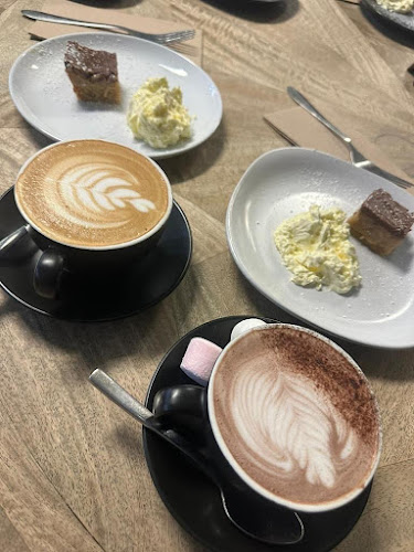 Fat Goose Crossing - Armidale