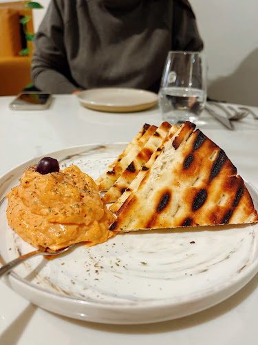 Louca's Restaurant - Adelaide