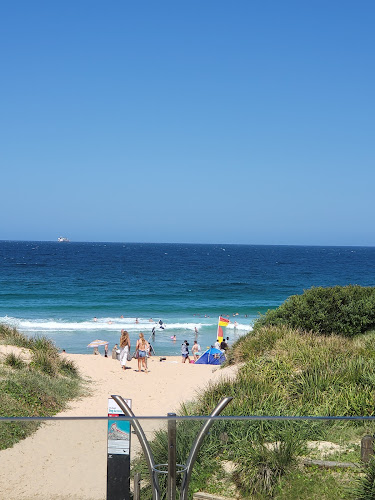 Steamers Bar and Grill