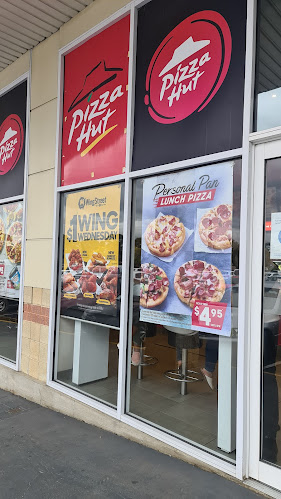 Pizza Hut - Hospitality and gastronomy