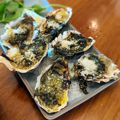 Comentarii opinii despre Sarin's Restaurant & Bar/Bistro