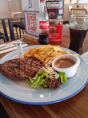 Opinii despre Bargara Lakes Tavern în Bargara - Hospitality and gastronomy