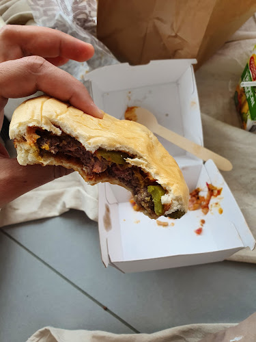 Mofo Burgers - Hospitality and gastronomy