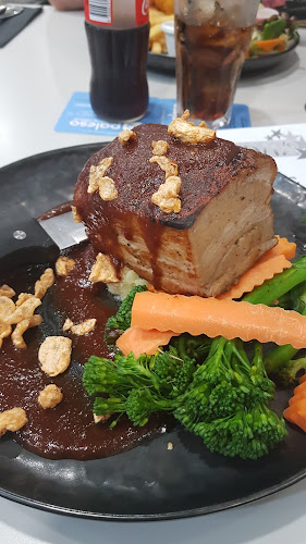 78 James St, Yeppoon QLD 4703