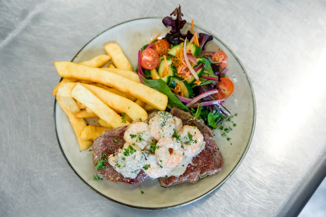 Comentarii opinii despre Northern Rivers Hotel