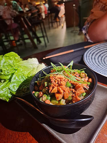 Comentarii opinii despre Mamasan Kitchen + Bar