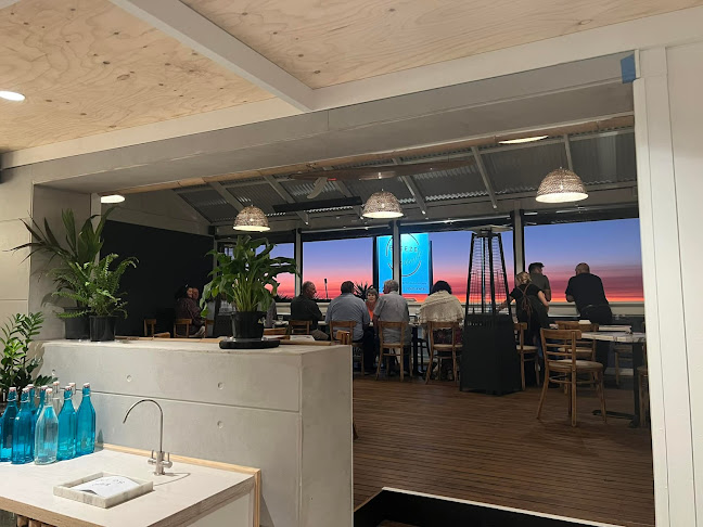 Opinii despre Breeze Cafe & Bar în Aldinga Beach - Hospitality and gastronomy