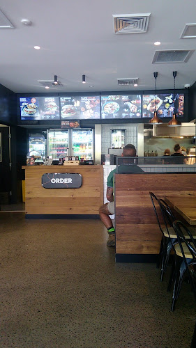 1/1A Tumbi Creek Rd, Berkeley Vale NSW 2261