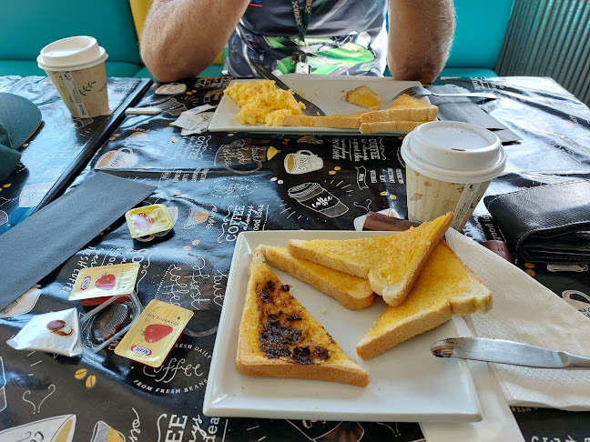 Nabiac Village Cafe & Takeaway - Hospitality and gastronomy