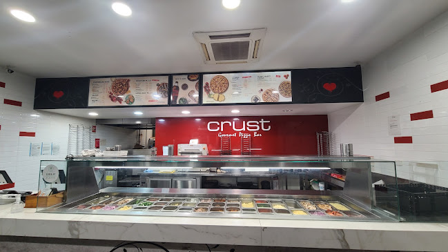 Crust Pizza Como - Hospitality and gastronomy