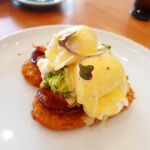 Salted Caramel Cafe - Hospitality and gastronomy