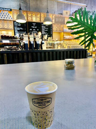 Opinii despre Clandestino Coffee în Noosaville - Hospitality and gastronomy