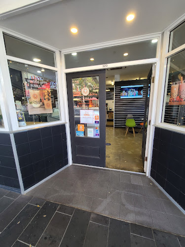 Hippo Bubble Tea - Hospitality and gastronomy