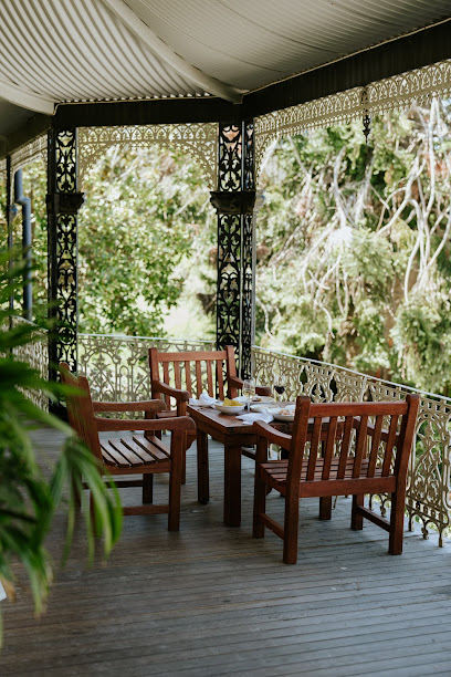 Hickory's Restaurant & Bar