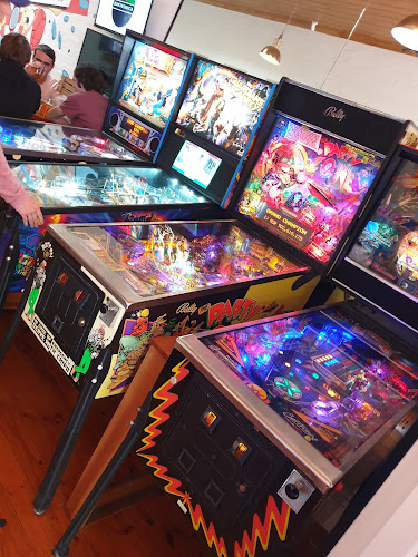 Ms Bartronica - Geelong