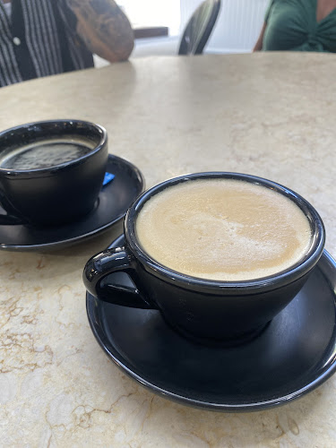 Comentarii opinii despre Beatles Coffee is @The Hawker Inn n Out