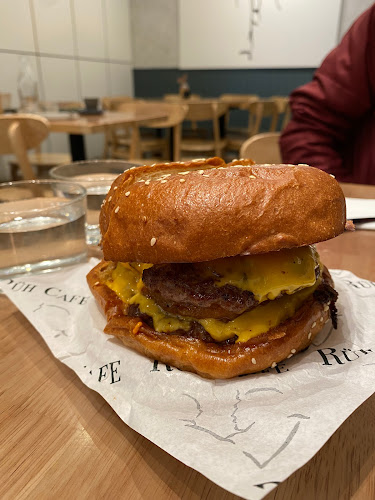 RÜH Wollongong - Wollongong