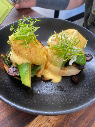 41 Shields St, Cairns City QLD 4870