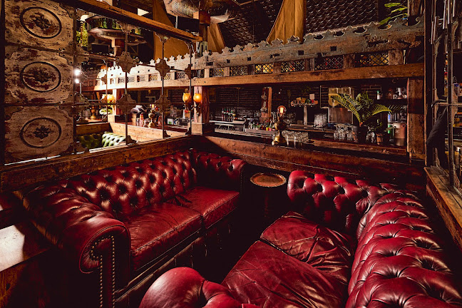 Holy Grail - Hospitality and gastronomy