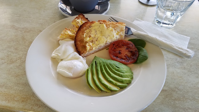 Opinii despre La Promenade Cafe în Caloundra - Hospitality and gastronomy