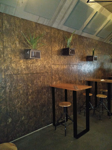 Comentarii opinii despre Empress Craft Beer Bar