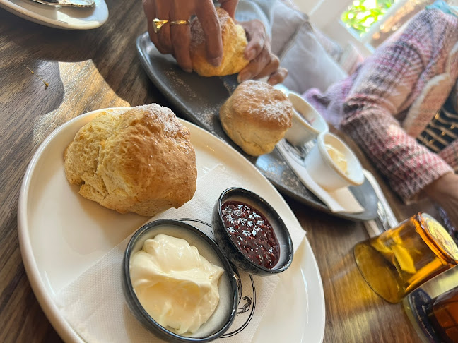 King Henry’s Restaurant