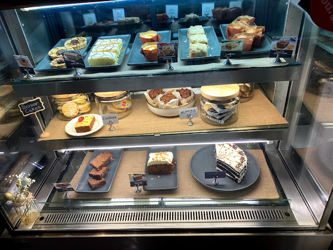 32 Bowman Rd, Caloundra QLD 4551