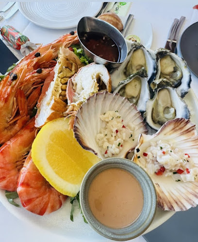 Harbourfront Seafood Restaurant - Hospitality and gastronomy