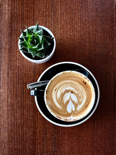 Opinii despre Little Gecko Cafe Geelong în Geelong - Hospitality and gastronomy