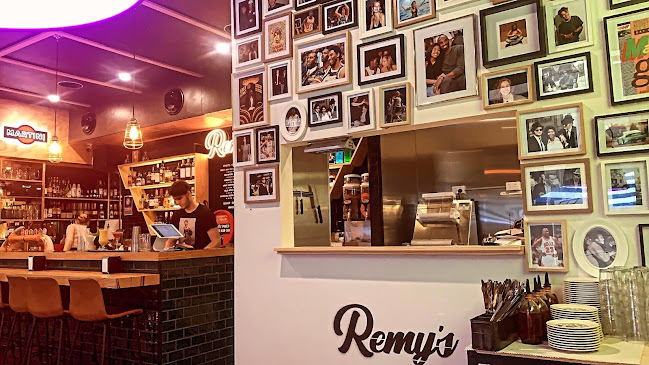 Remy's - Deep Dish Pizza & Bar - Hospitality and gastronomy