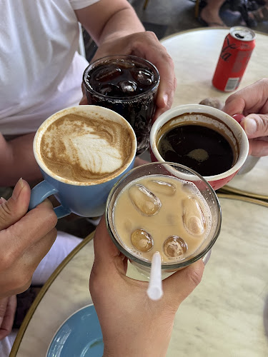 13 Tedder Ave, Main Beach QLD 4217