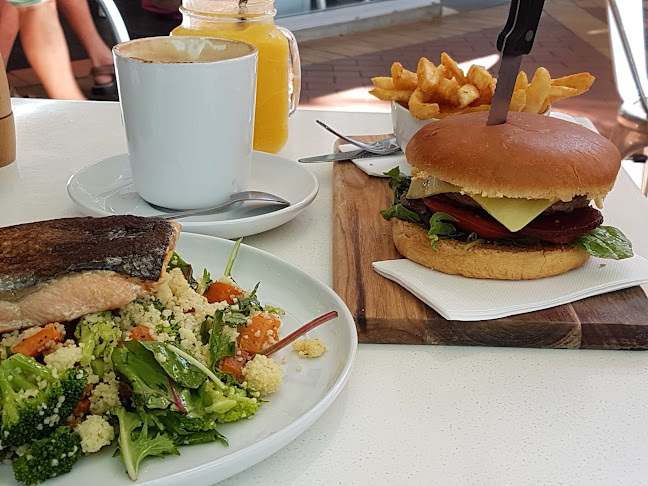 Comentarii opinii despre Gusto