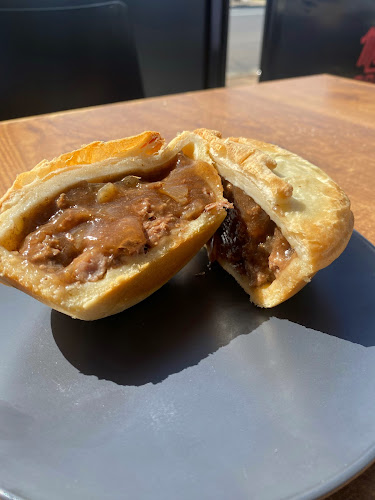 Penguin Country Bakehouse - Hospitality and gastronomy