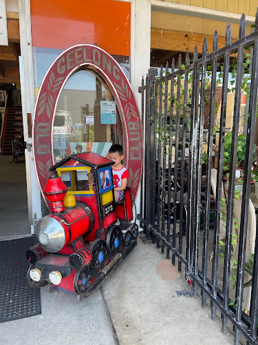 The Amazing Mill Markets - Newcomb