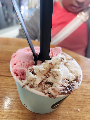 Mubble - Handcrafted Ice Cream, Smoothies, Juice - Hospitality and gastronomy