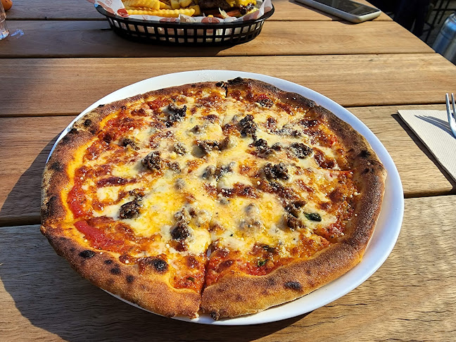 Opinii despre Henley's Bar & Kitchen în Sydney - Hospitality and gastronomy