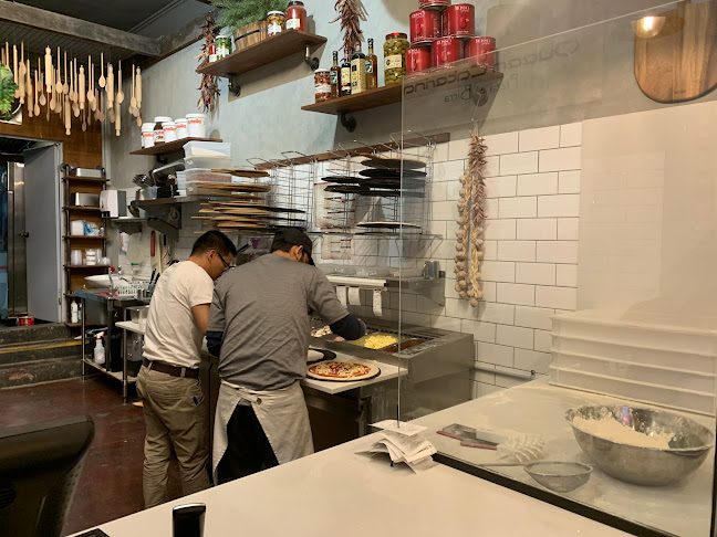 Opinii despre Queen Caterina Pizza e Birra în East Melbourne - Hospitality and gastronomy