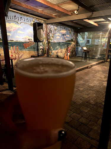 Railway Friendly Bar - Byron Bay