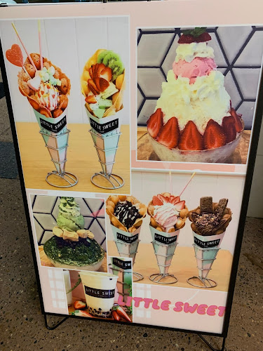 Little Sweet Cafe GC - Surfers Paradise